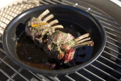 Druippan rond Big Green Egg